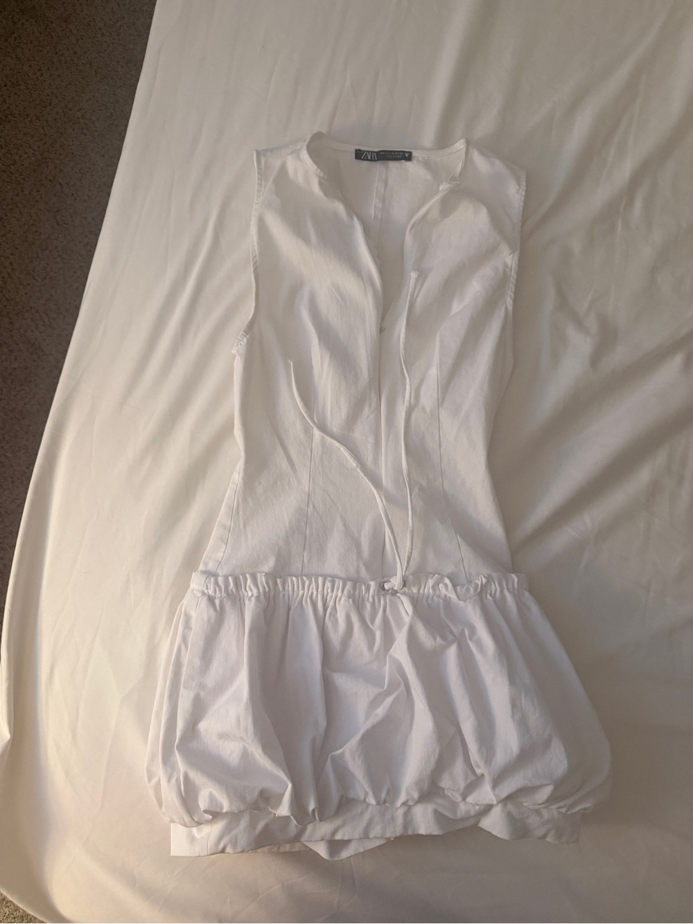 Zara White Sleeveless Bubble-Hem Casual Dress